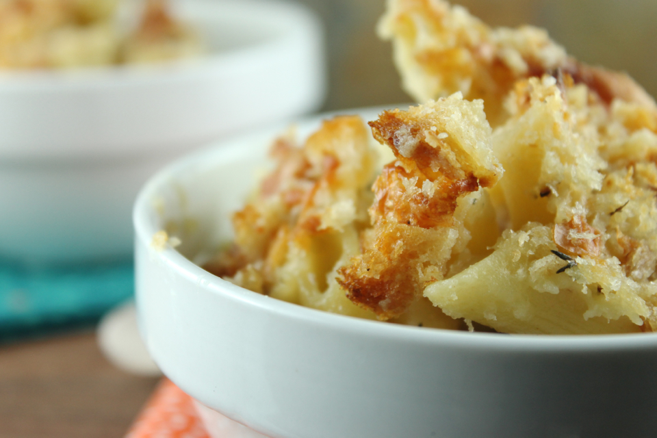 Blue Mac and Cheese with Crunchy Sourdough Topping
